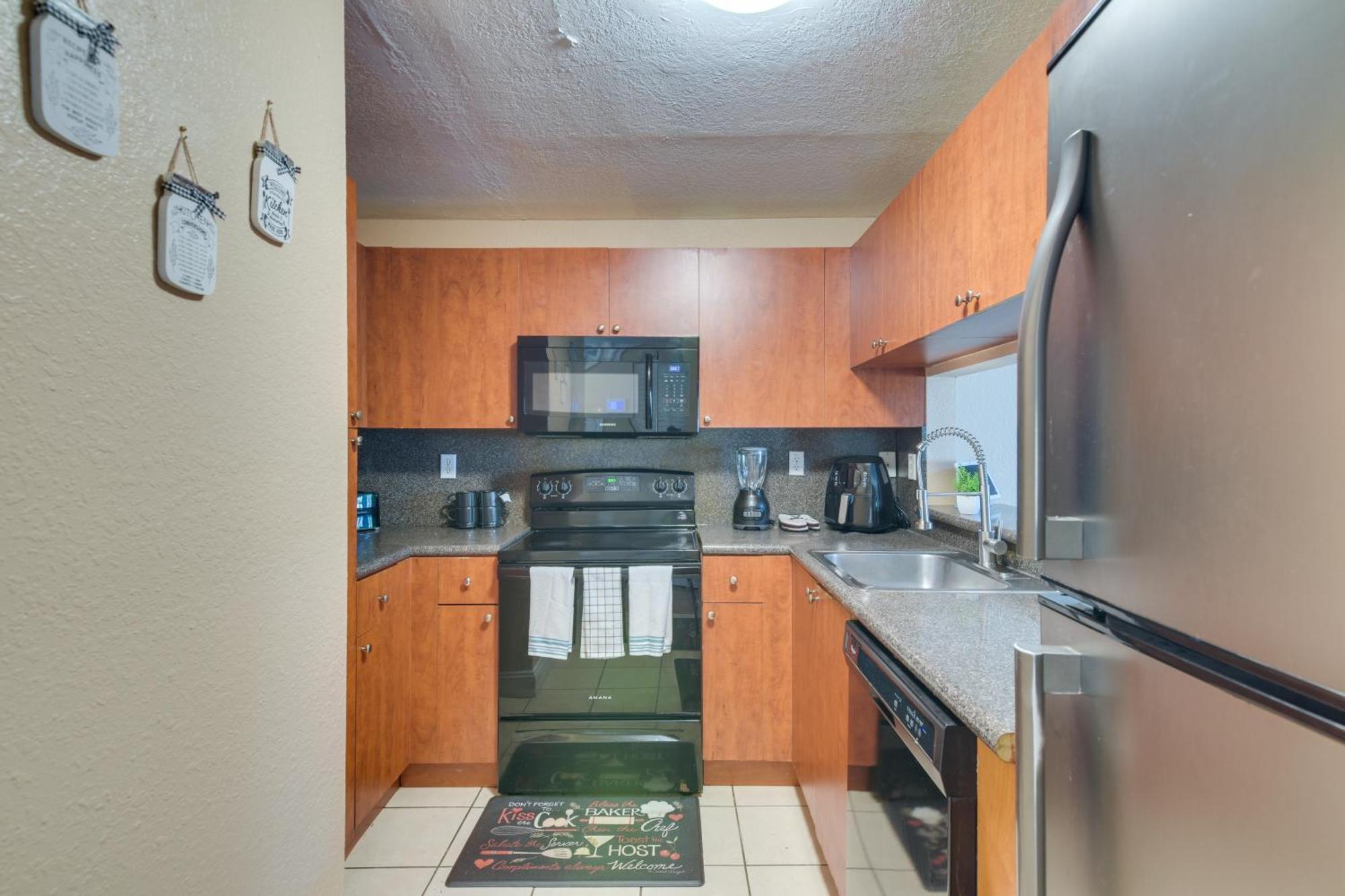 Opa-Locka Townhome, 15 Mi To Miami Beach! Exteriör bild