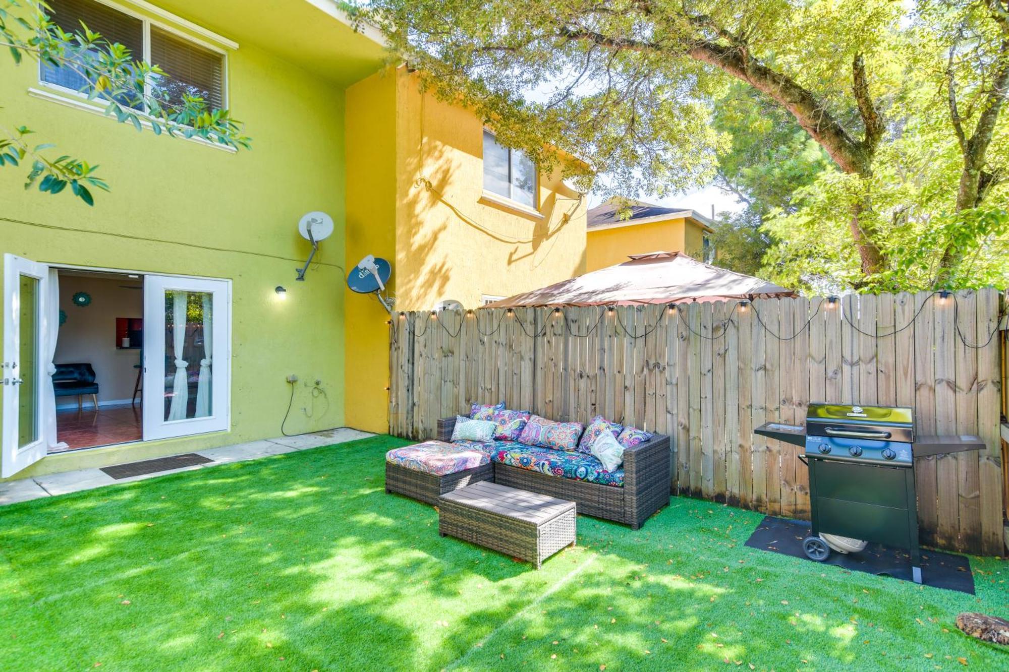 Opa-Locka Townhome, 15 Mi To Miami Beach! Exteriör bild